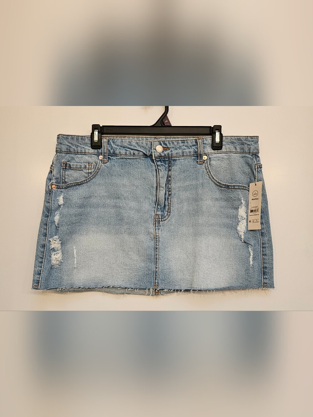 No Boundaries Womens Mid Rise Denim Mini Skirt L 12 14 Distressed Raw Hem NWT